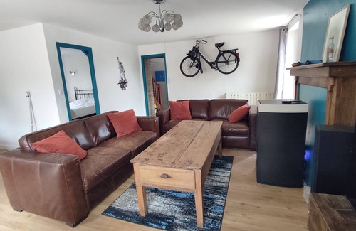 Saint-Jean-la-Poterie House | Le Cottage de Flore - Piscine Intérieur Chauffée