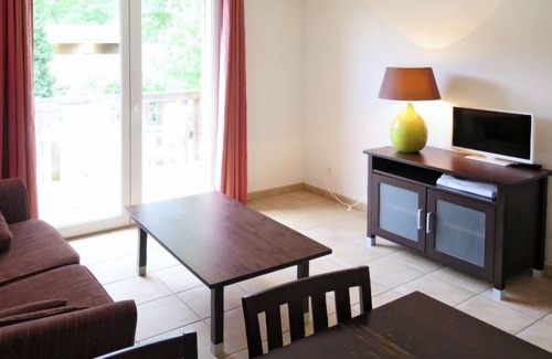 Barbaste Apartment | Le Domaine du Golf d'Albret by Interhome