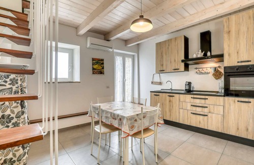 Osimo House | Le Fonti House - Holiday Home