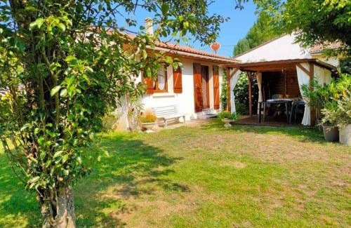 Naujac-Sur-Mer House | Le Gite de Colette et Jean-Claude