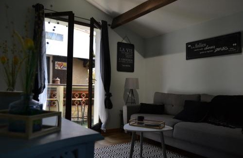 Saint-Denis-de-Pile House | Le gite de la Lombriere