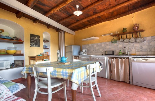 Ersa Cottage | Le gite du bout du Cap corse. Old country house renovated into a gîte.
