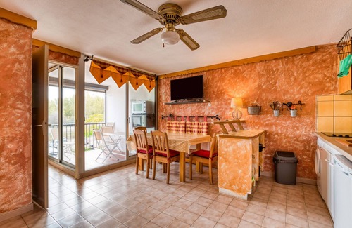 Le Grau-Du-Roi Apartment | Le Grau-du-Roi, apartment with balcony and garage