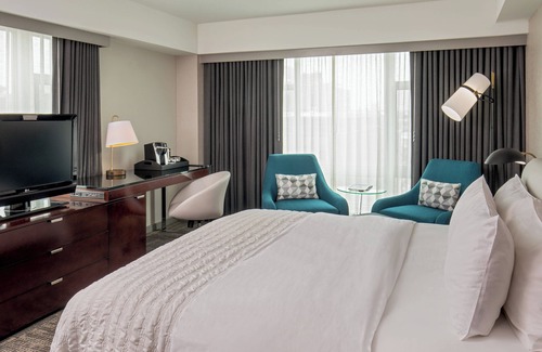 Central Square Hotel | Le Méridien Boston Cambridge