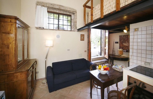 Castellina in Chianti Apartment | Le Macine - farmhouse with pool in Chianti