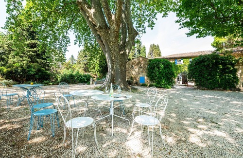 Valreas Cottage | "Le Mas des Platanes", the Aparté gîte in Provence