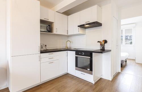 Laval Apartment | Le Mermoz Wifi Balcon Parking