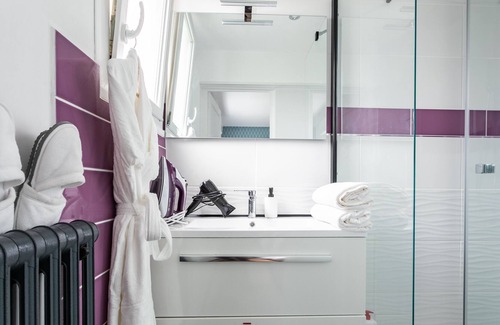 Cimetiere de l'Est Apartment | Le mouezy - appartement centre ville