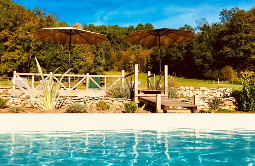 Villefranche-du-Perigord Cottage | Le Noyer - at Manoir Bourgale, central Dordogne, 50 acre private park.