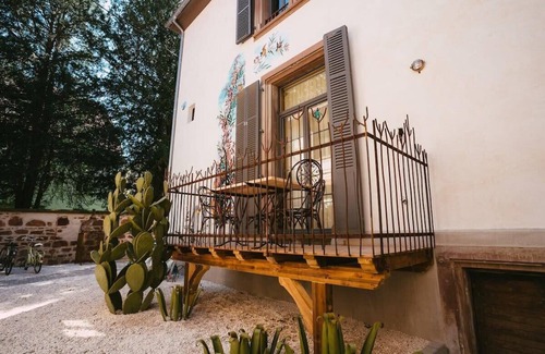 Guebwiller Apartment | Le Perchoir I Charming one-roomed flat