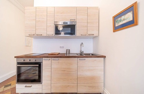Lyon City Centre Apartment | Le petit Aguesseau-piscine du Rhône Bellecour