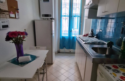 Salerno Apartment | Le Petit Bouganville Apartment in Salerno