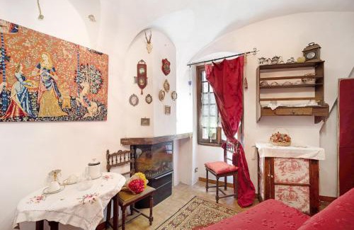 Dolceacqua House | Le Petit Chateau Dolceacqua