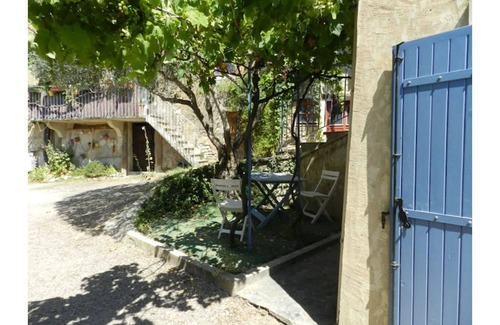 Rousset-les-Vignes House | "Le Petit Nid"