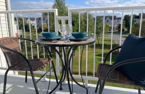 Magog Apartment | Le Philémon Club Azur plage Memphrémagog