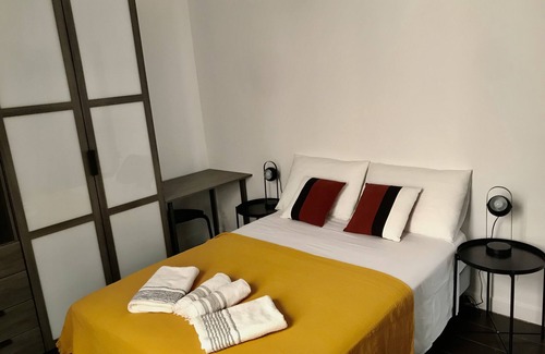 Hyeres City Centre Apartment | Le Portalet Centre Historique