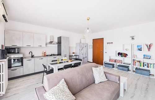 Lugana Apartment | Le Primule F6 con piscina by Wonderful Italy