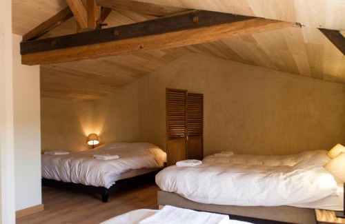 Bazoges-en-Paillers Bed & Breakfast | Le Puy Carmin - Chambre d'hôtes avec jacuzzi