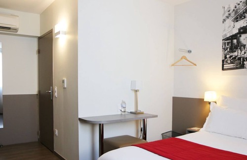 Bruguieres Hotel | Le Quarré Hôtel Bistrot