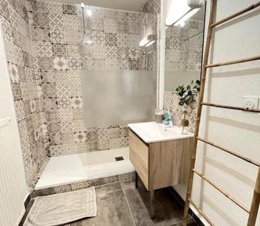 Bourg-de-Peage Apartment | Le Quartz Blanc/Bourg-de-Péage