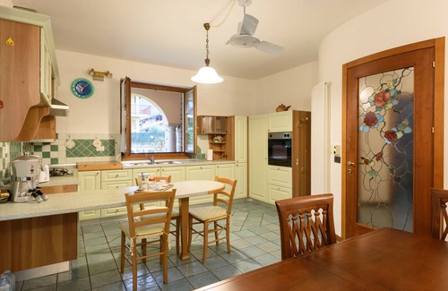 Baveno Apartment | Le Rose di Rosanna by Interhome
