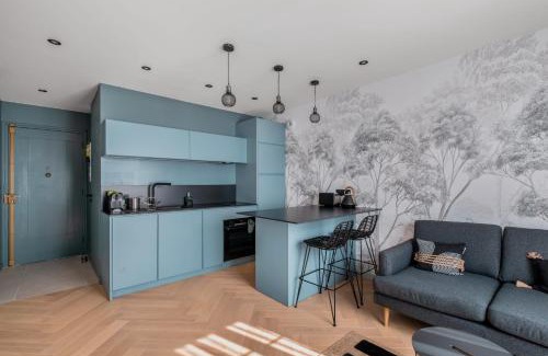 Zola - Pressense Apartment | Le Saint Anne Charming 2-Person Apartment near Part Dieu