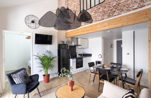 Fougeres - Sevigne Apartment | Le Saint Martin Bis - Bel appartement moderne et confortable