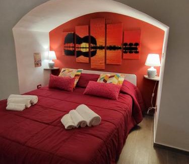 Capurso House | Le Segrete del pozzo 80's Room