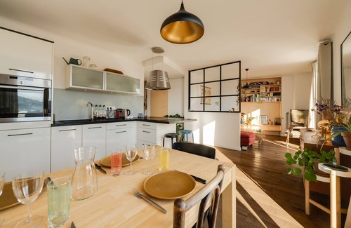 Annecy Old Town Apartment | Le Sommeiller 37 - Apartment for 4 people with 360 view