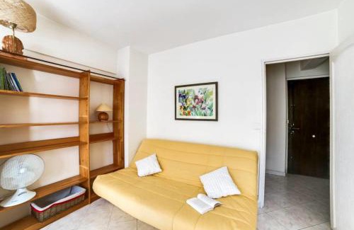 Antibes Old Town Apartment | Le Studio Provençal Welkeys