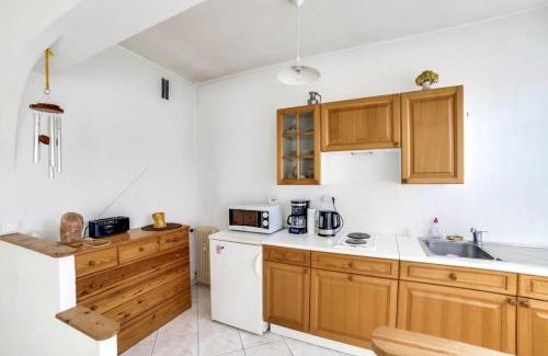 Antibes Old Town Apartment | Le Studio Provençal Welkeys