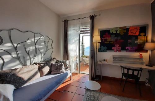 Torre del Mare Bed & Breakfast | LE TERRE DEL DRAGO Apartment
