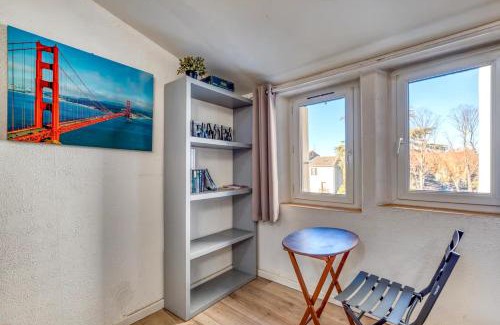 Pezenas Apartment | "Le Transversal 3" -Garage privé optionnel -Centre historique-Plages à 21km !