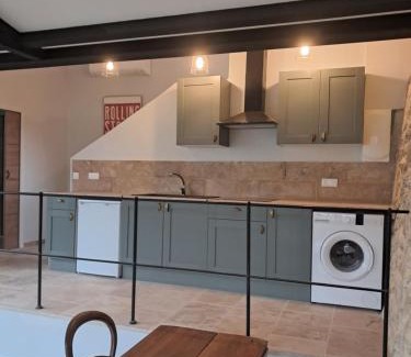 Jouques Bed & Breakfast | Le Vieux Moulin de Jouques