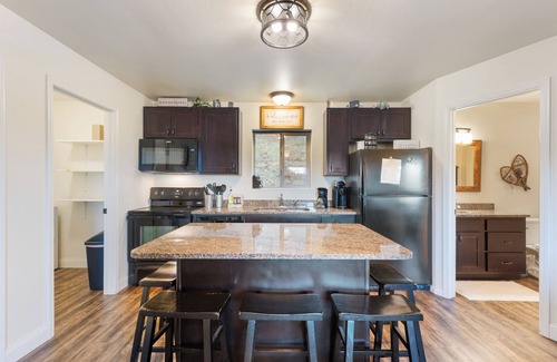 Deadwood House | Lead Lower Duplex - 2BR/1BA