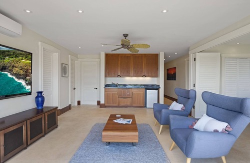 Lanikai House | Leaf House: Lux Retreat w/Pool, Ocean Views & Outdoor Living Near Lanikai