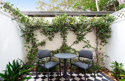 Lewisham Apartment | Leafy and Tranquil Inner West Studio Apartment