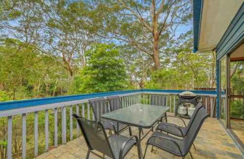 Macmasters Beach House | Leafy Family House Close to Beach and Surf Club