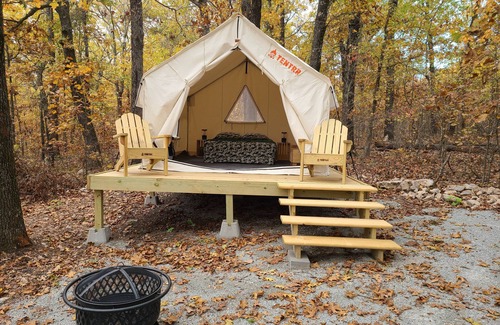 Jay RV Rental | Leaning Tree Woods Glampsite. Isolated area near Grand Lake.