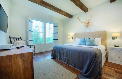 Ingram Resort | Leave your worries at the door!