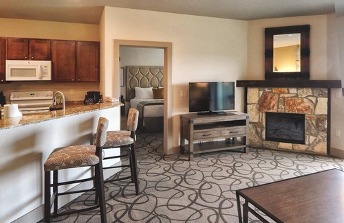 Ingram Resort | Leave your worries at the door!