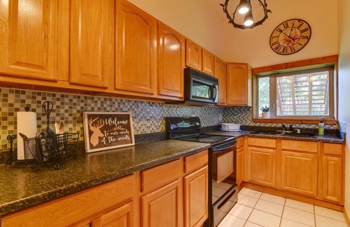 Lazy Mountain Cabin | Legacy Mountain Lodge on 40-Acre Ranch w/Views!