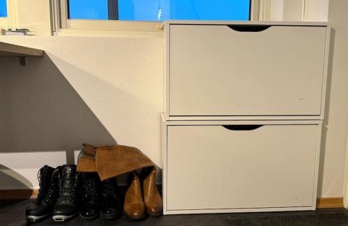 Sarpsborg Apartment | Leilighet sentralt i Tromsø med parkering, egen inngang