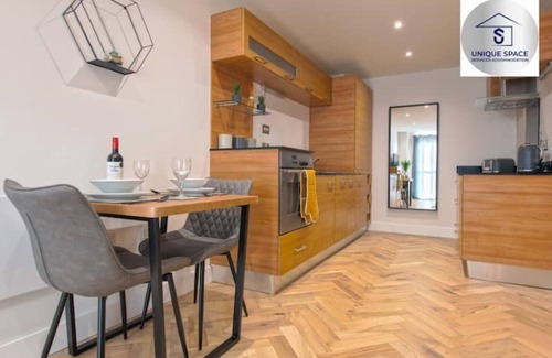 Leeds Apartment | ✪Leisure Stay✪Relocation or Business stay✪1bed
