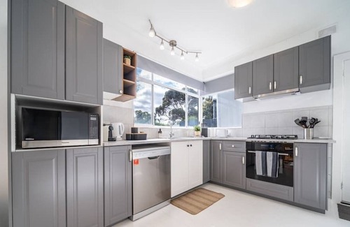 Seacliff Park House | Lemon tree · Entire home, Fast Wifi, Free Parking, Beach