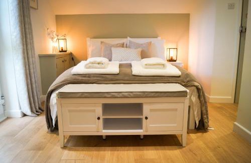 Swyre Hotel | Lemon Tree Rooms - Newly Refurbished Coastal Stay