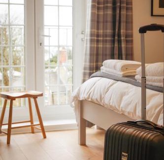 Swyre Hotel | Lemon Tree Rooms - Newly Refurbished Coastal Stay