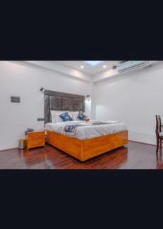 Srinagar Hotel | Leomir Hotels and resorts Private Limited