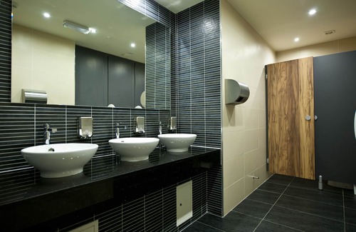 Almondbank Hotel | Leonardo Boutique Huntingtower Perth