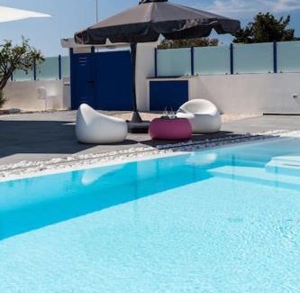 Su Forti Apartment | Leonida's Home - Shared Pool, Jacuzzi and beach 150mt